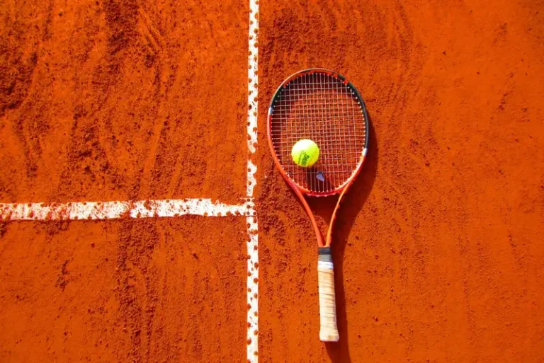 Evolution of Tennis Racquets: Trends and Innovations