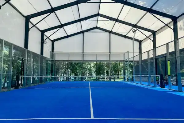 Vida del Padel: Lincoln's Premier Padel Courts and Community Hub