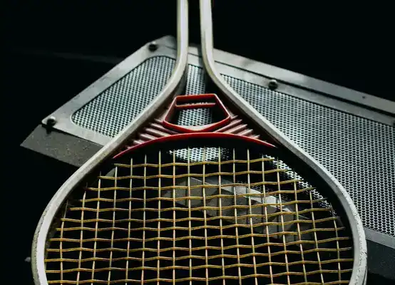 The Evolution and Trends of Tennis Racquets